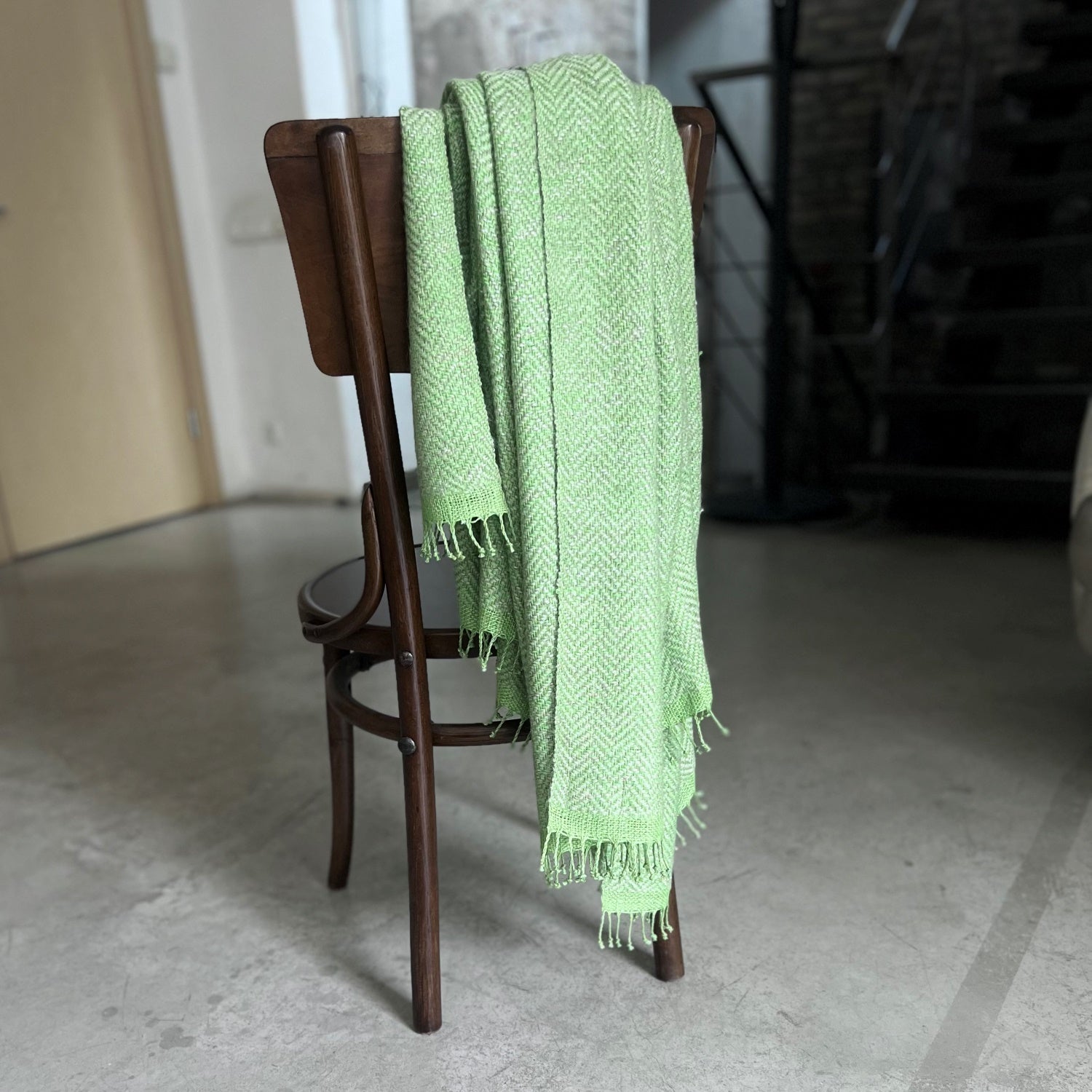 Handwoven linen wool throw Trinis in lime green color with hand-twisted fringes 130x180 cm