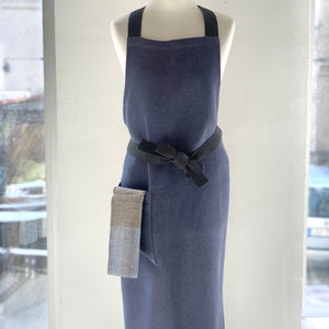 Linen apron in blue 70x95 cm