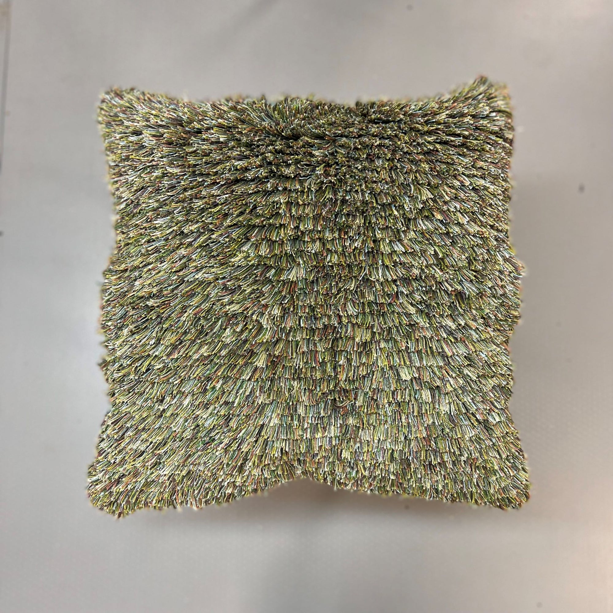 Linen fringe cushion 50x50 cm in green