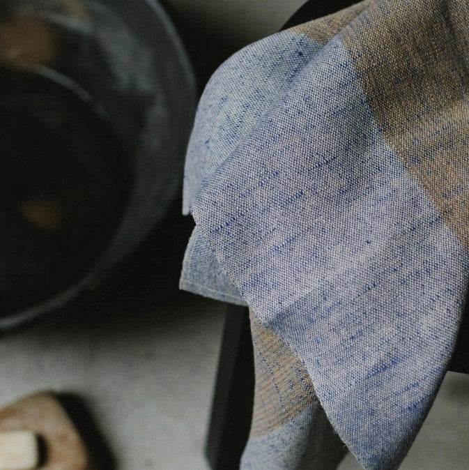 Linen kitchen towel in denim blue 45x70cm