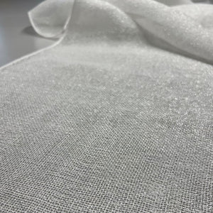 Linen table runner Tinita in white with shimmer 50x175 cm
