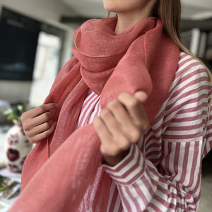 Handwoven double layer linen scarf in coral 50x200 cm