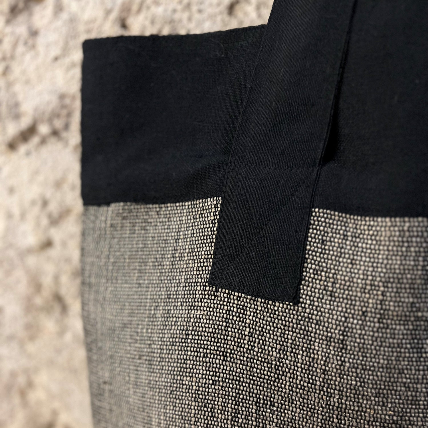 Handcrafted linen shopper bag Primit in black 48x39 cm