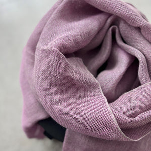 Handwoven linen scarf in violet 60x210 cm
