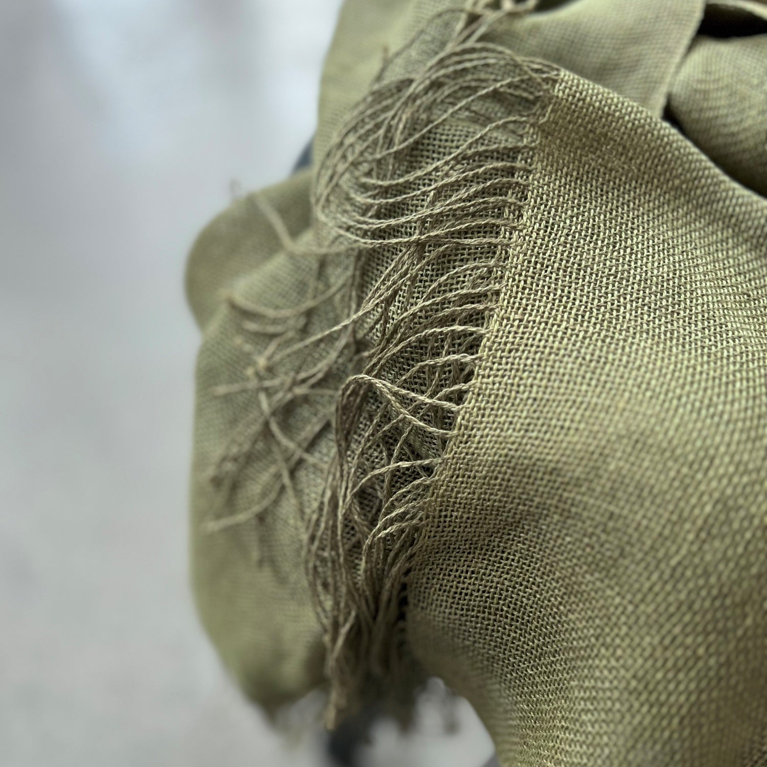 Linen scarf in olive green 50x200 cm