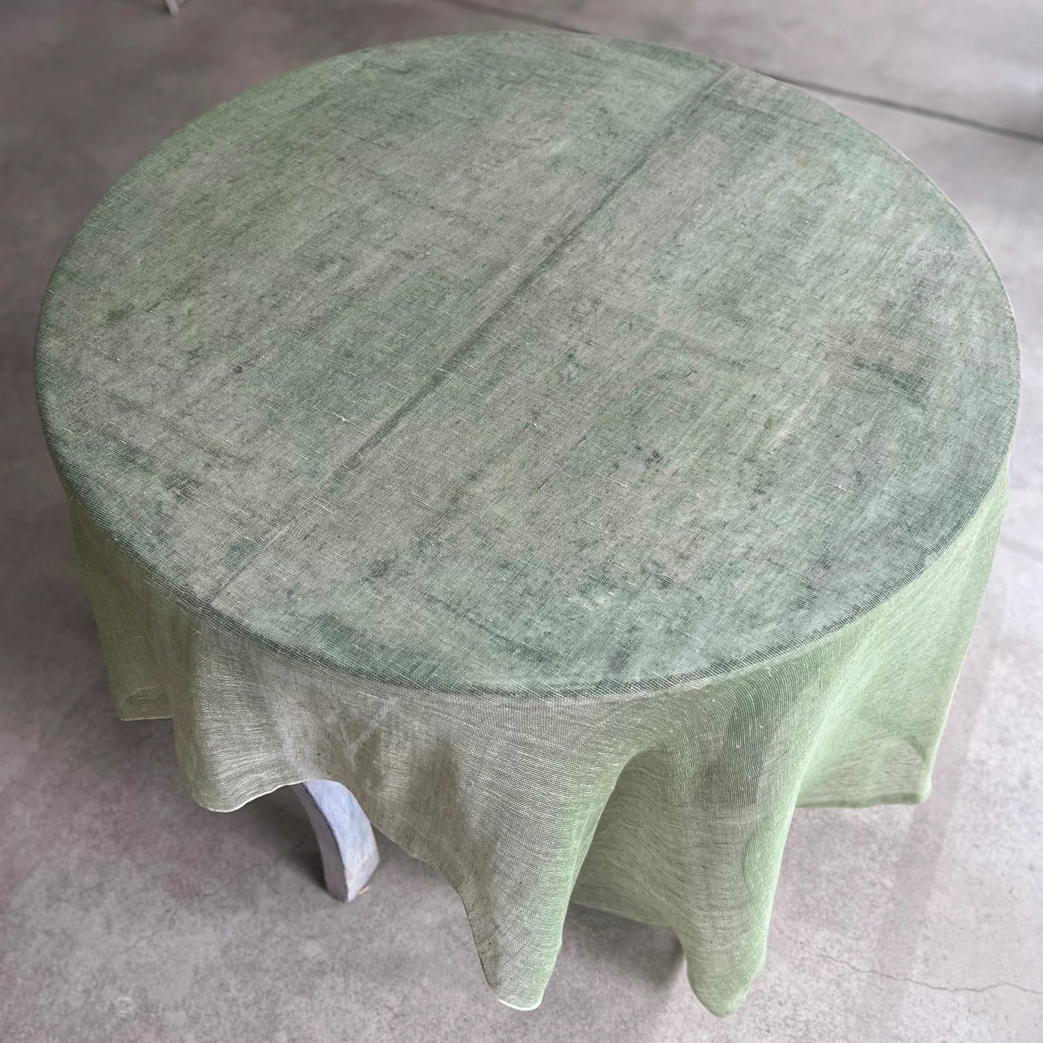 Handwoven sheer linen tablecloth Tinita in green 180x180 cm