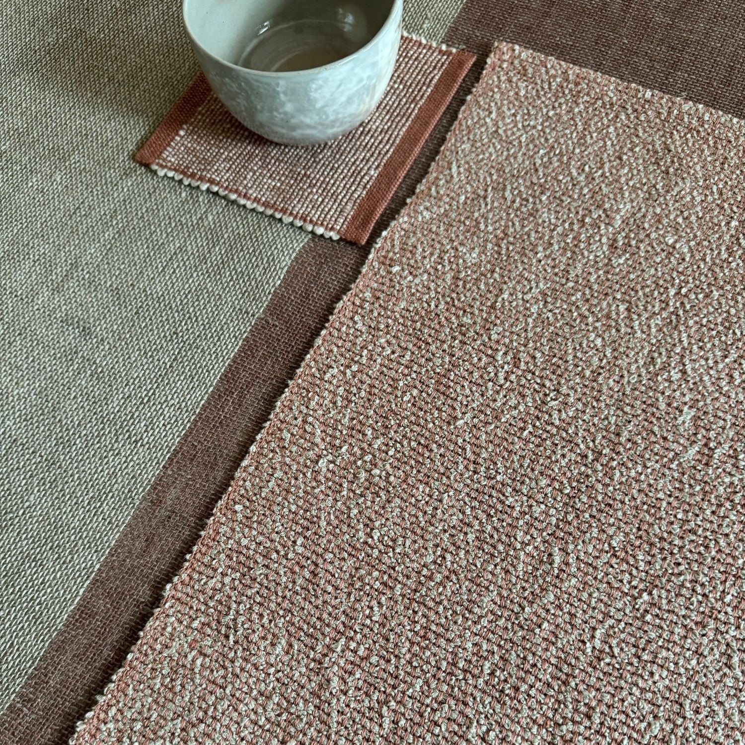 Linen tablecloth split in two colours 180x300 cm