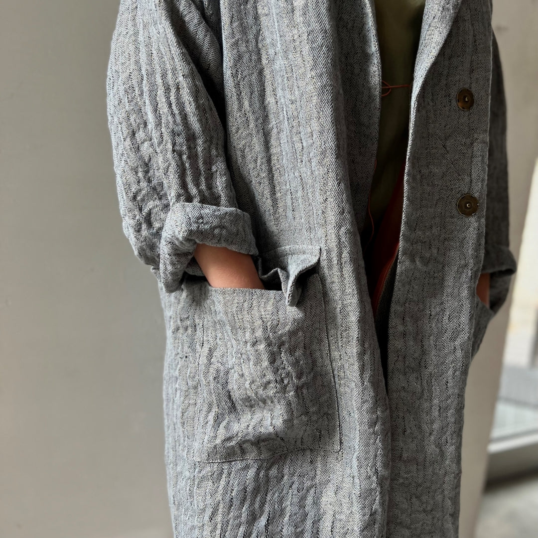 Handcrafted Large Pocket Linen Coat in gray and gold metal