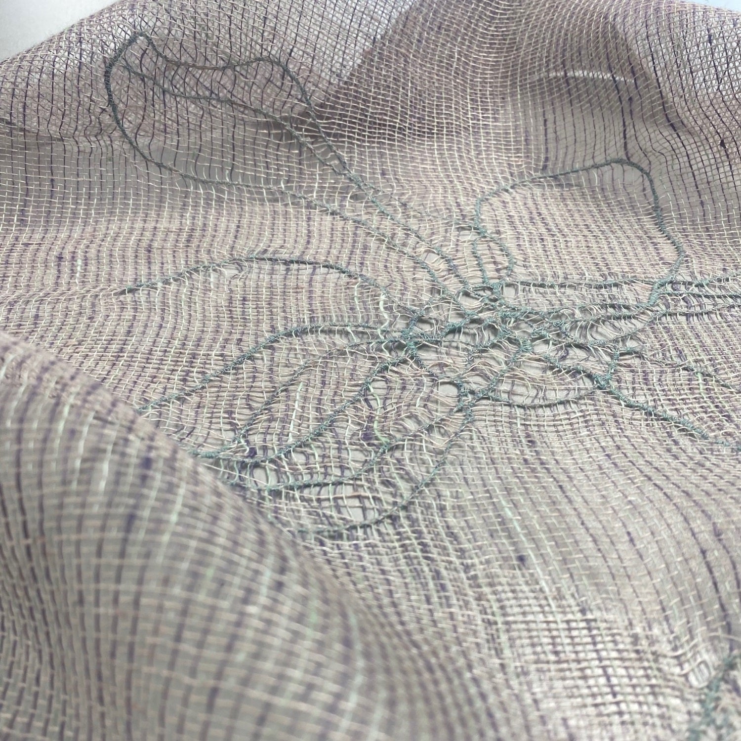 Linen napkin with embroidery Tinita 50x50 cm