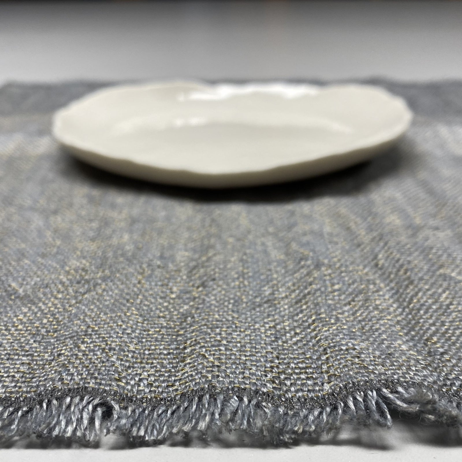 Linen placemat Ieva in silver grey 40x30 cm