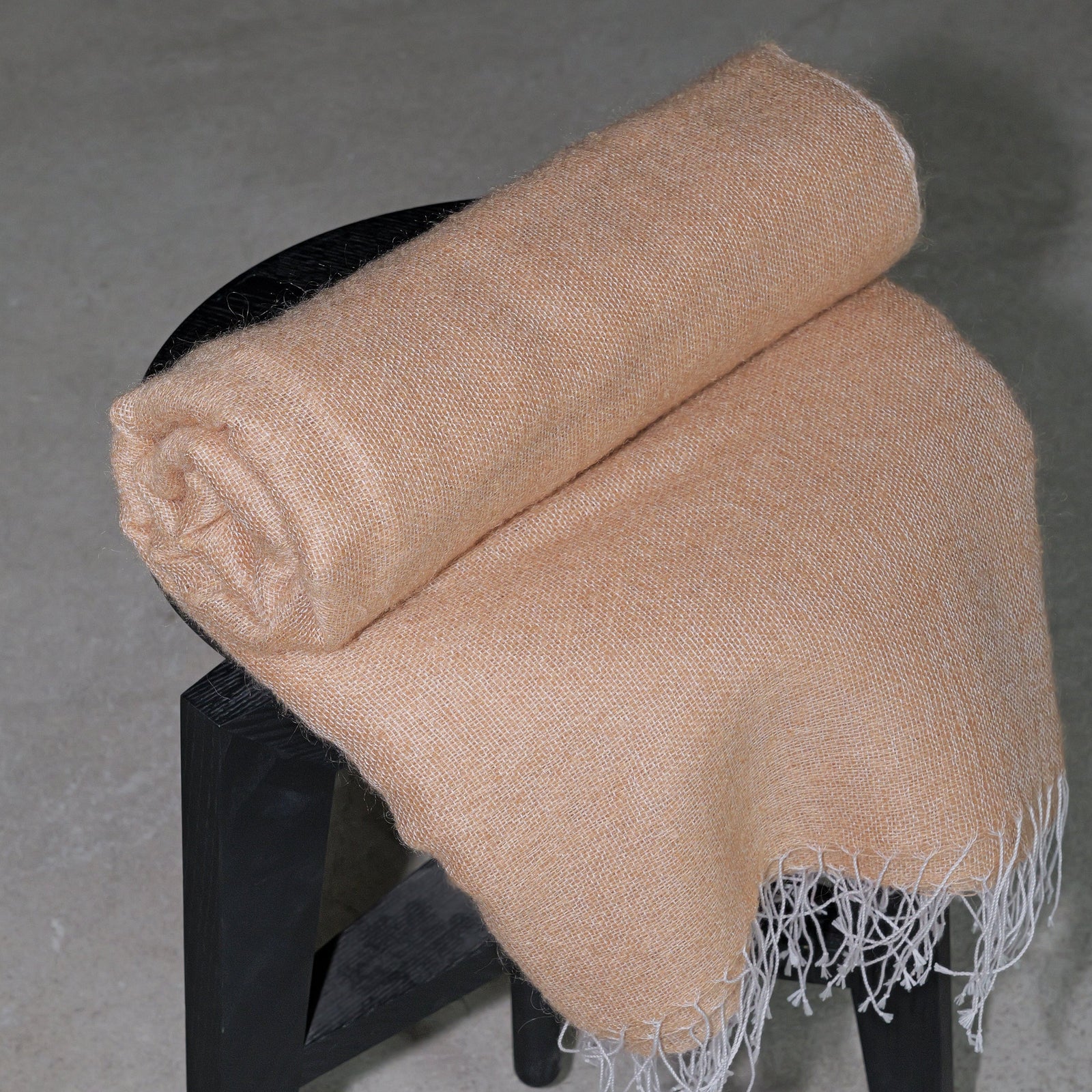 Cashmere throw apricot 135x200 cm