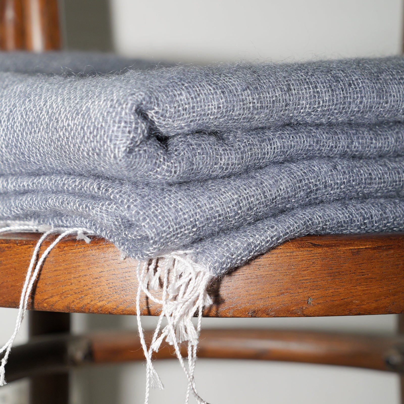 Cashmere throw dusty blue 135x200 cm
