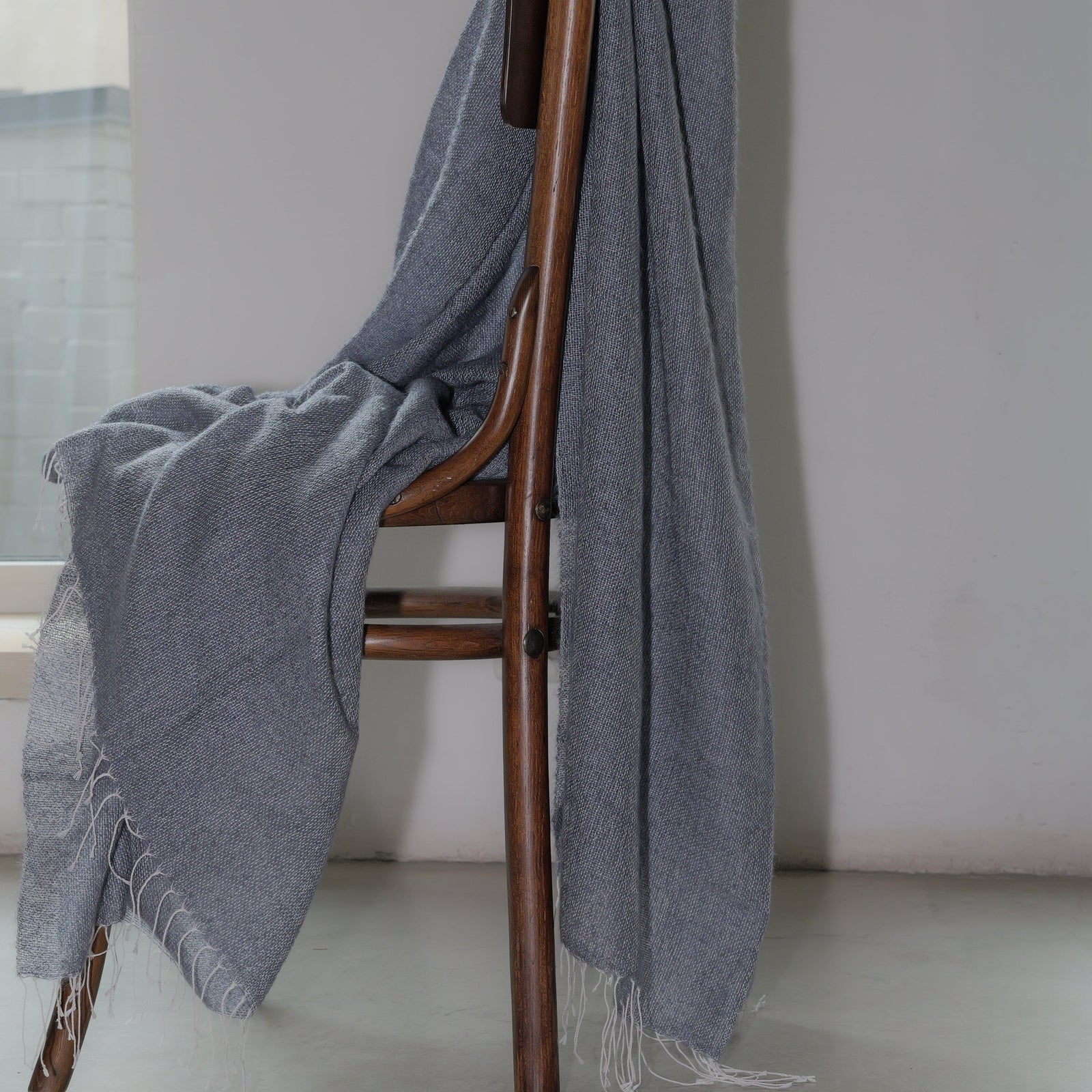 Cashmere throw dusty blue 135x200 cm