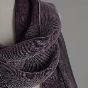 Double layer linen scarf in shiny bordo 50x200cm