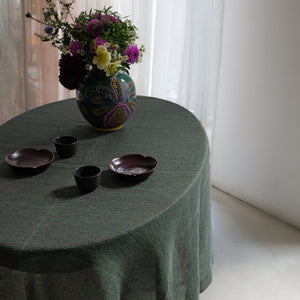 Linen tablecloth in green 170x280 cm