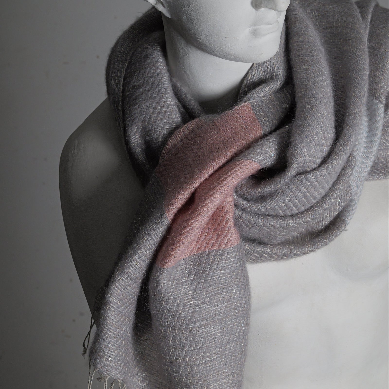 Mohair linen scarf, 70x200 cm, gray with pink