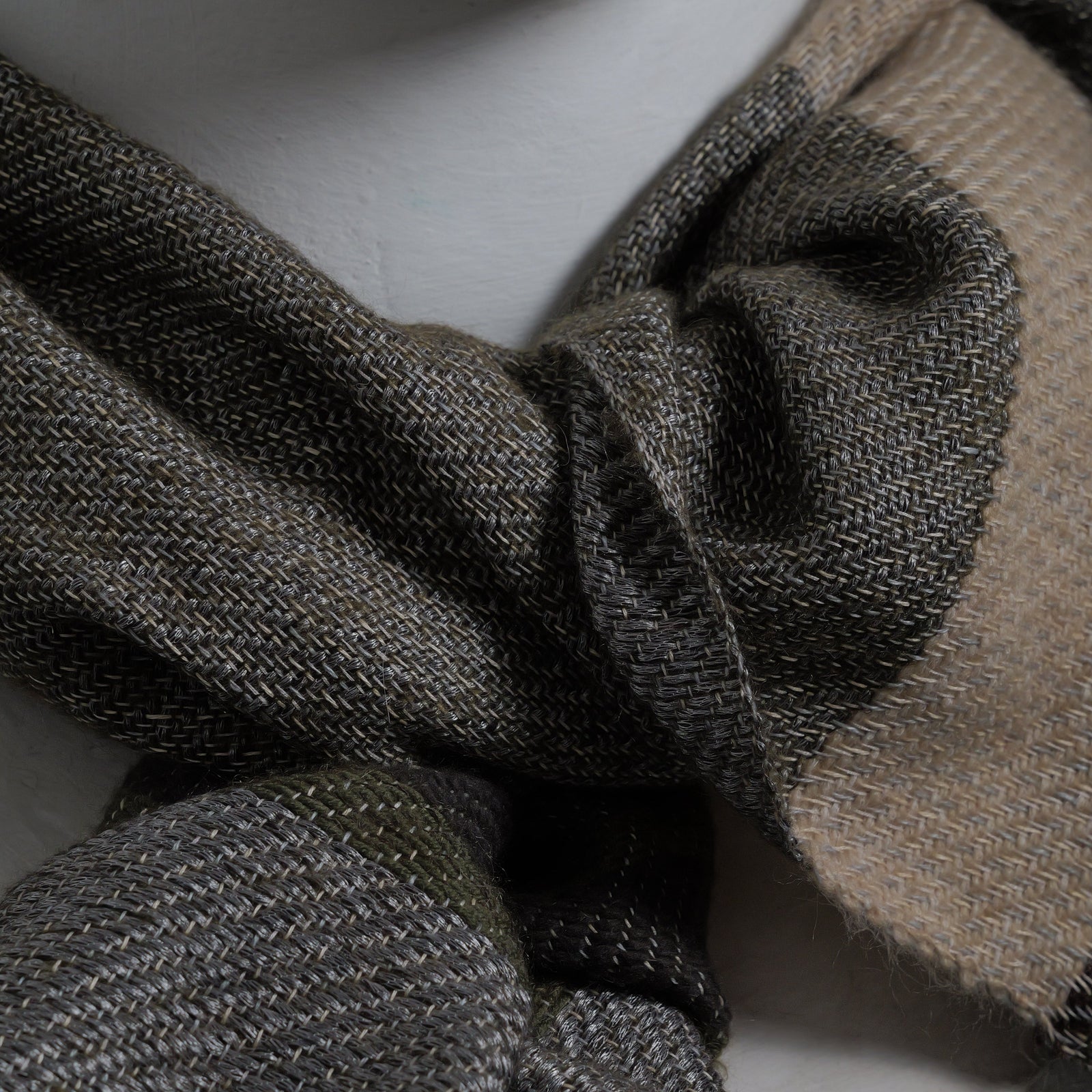 Wool linen scarf, 70x200 cm, metallic
