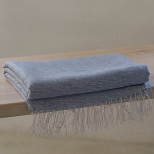 Cashmere throw, 140x210 cm, dove blue