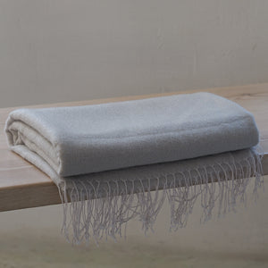 Cashmere throw, 140x200 cm, warm gray