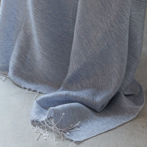 Cashmere throw, 140x210 cm, dove blue