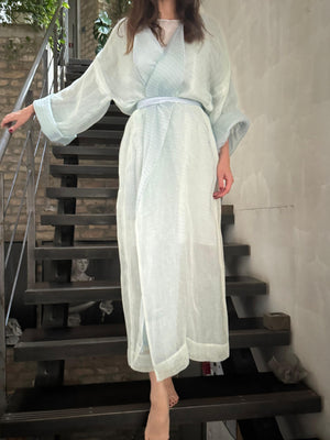 Kimono Dress in light mint