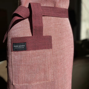 Linen apron in bordo 70x104 cm