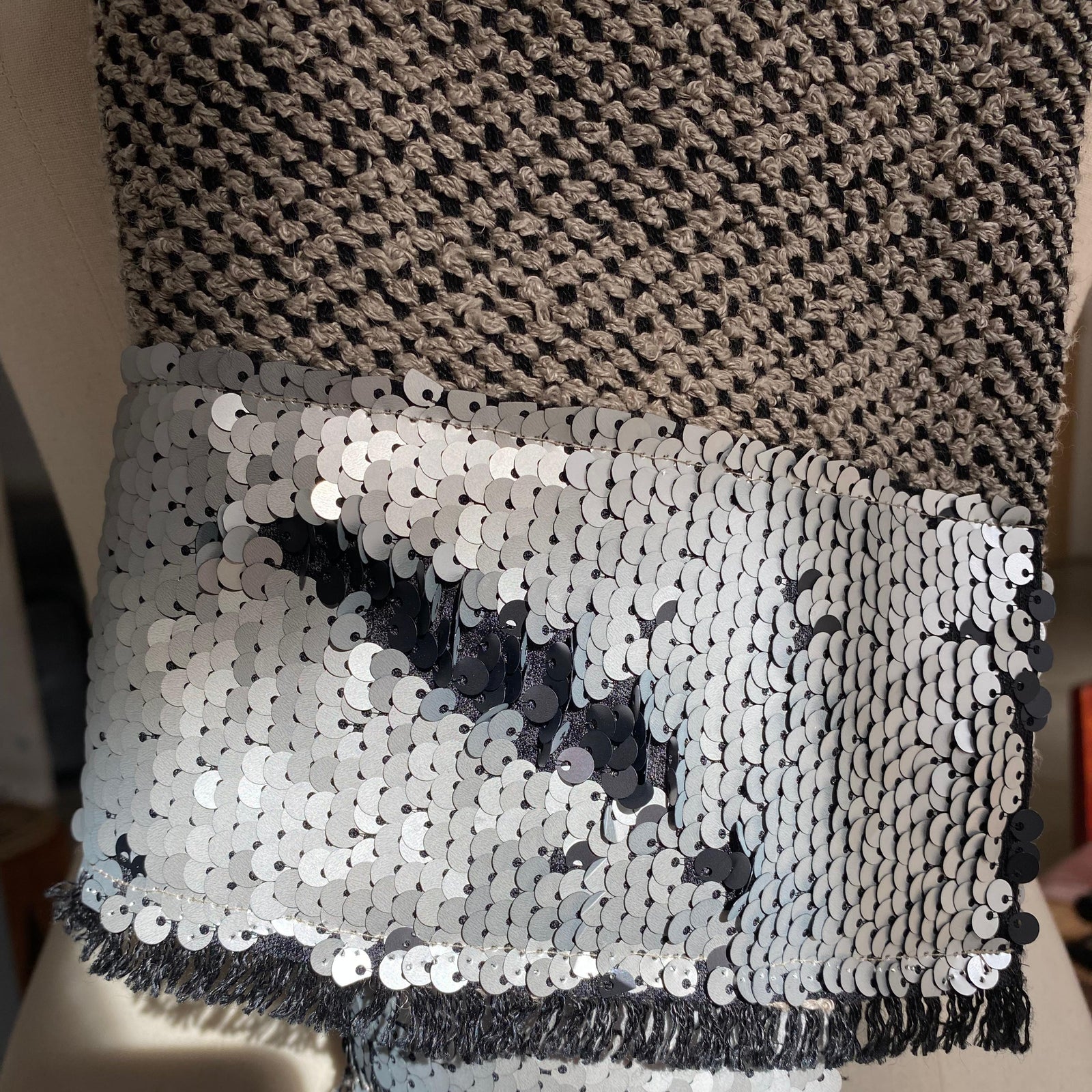 Linen boucle scarf Place 2x2 M in Natural and Black 55x220 cm