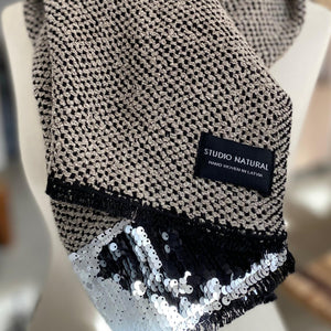 Linen boucle scarf Place 2x2 M in Natural and Black 55x220 cm