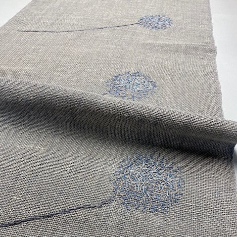 Linen table runner Anna Pienene 50x140cm with floral motif in natural grey
