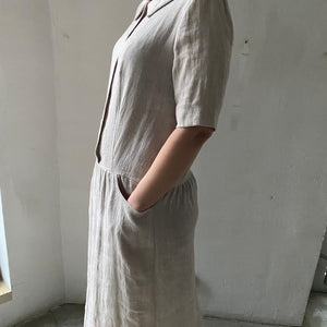 Short sleeve linen dress with silk lining.