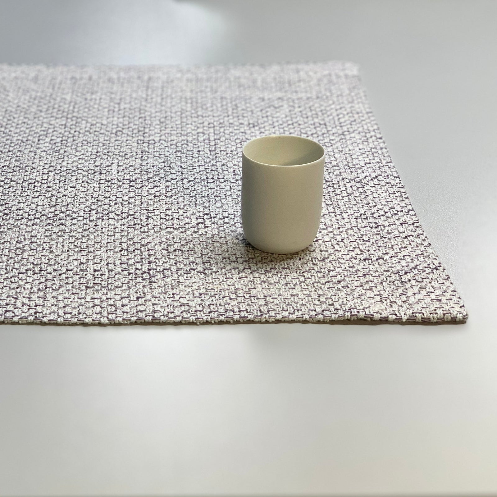 Placemat Boucle 45x35cm in purple and white