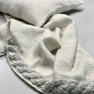 Linen Wool throw Place 95x180cm in white and gray