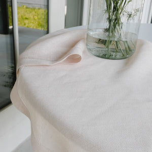 linen table runner transparent in powder pink 50x150cm