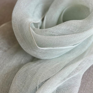 Handwoven Linen scarf Tinita in light mint 70x200 cm