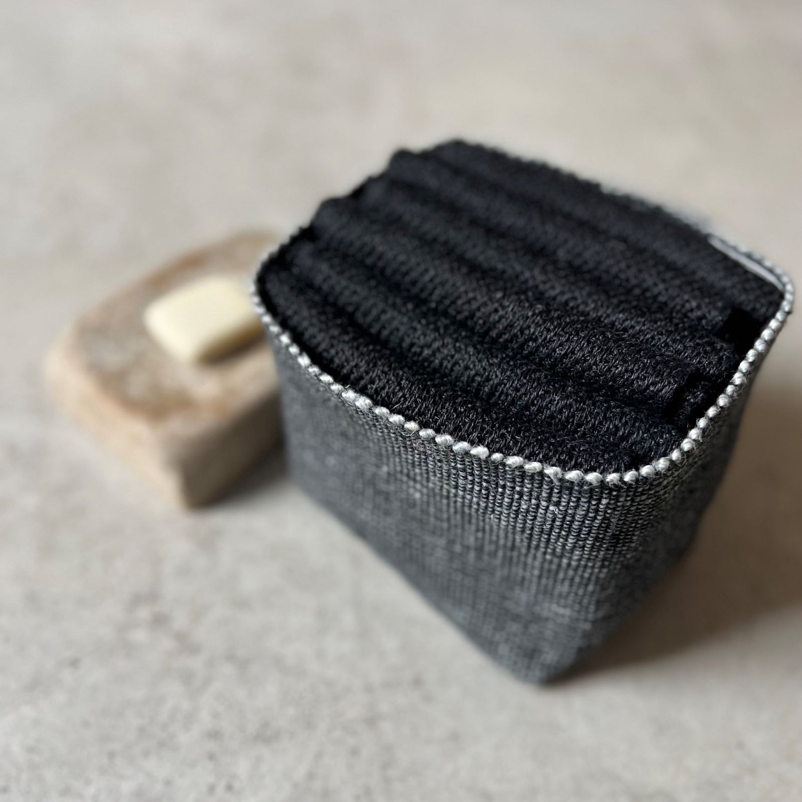 Handmade linen guest towel set in black 26x40 cm