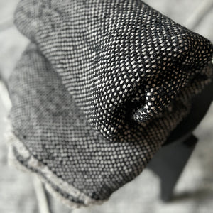 Boucle linen throw in black color 120x180 cm