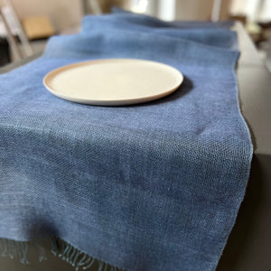 Double layered linen table runner in blue 50x200 cm