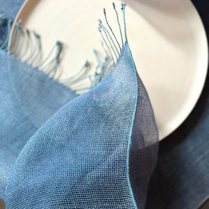 Double layered linen table runner in blue 50x200 cm