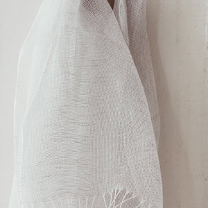 Linen gauze scarf Tinita 70x200cm in light grey