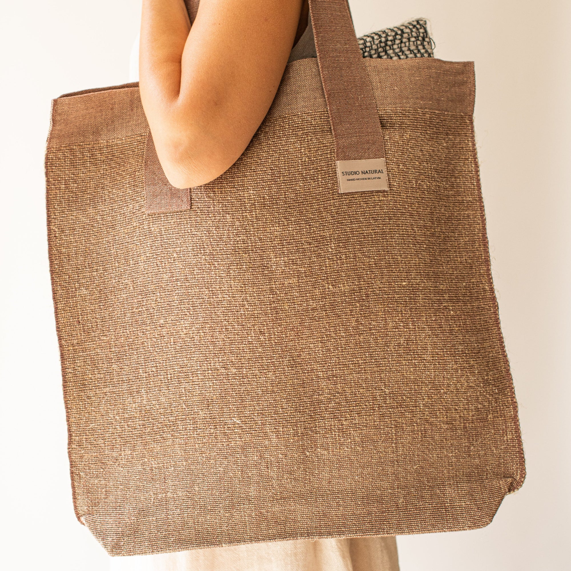 Linen shopper bag in brown 50x50cm