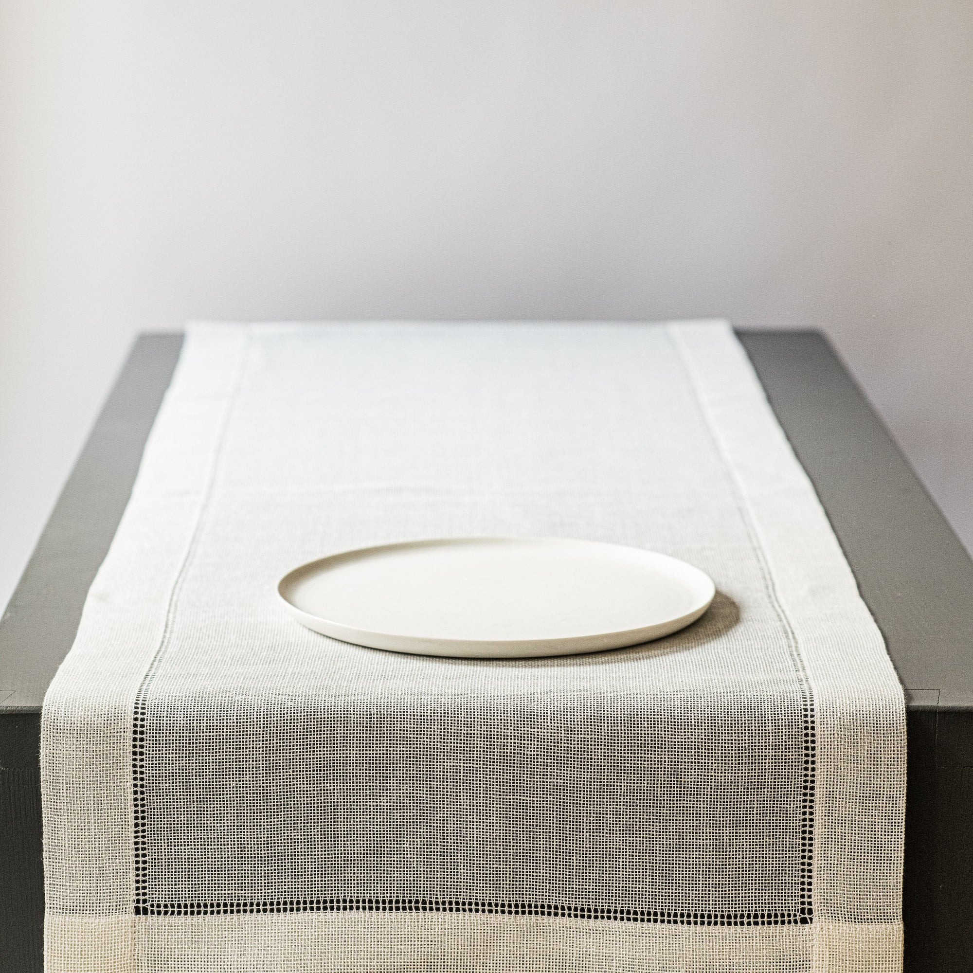 Linen table runner 50x150cm in white