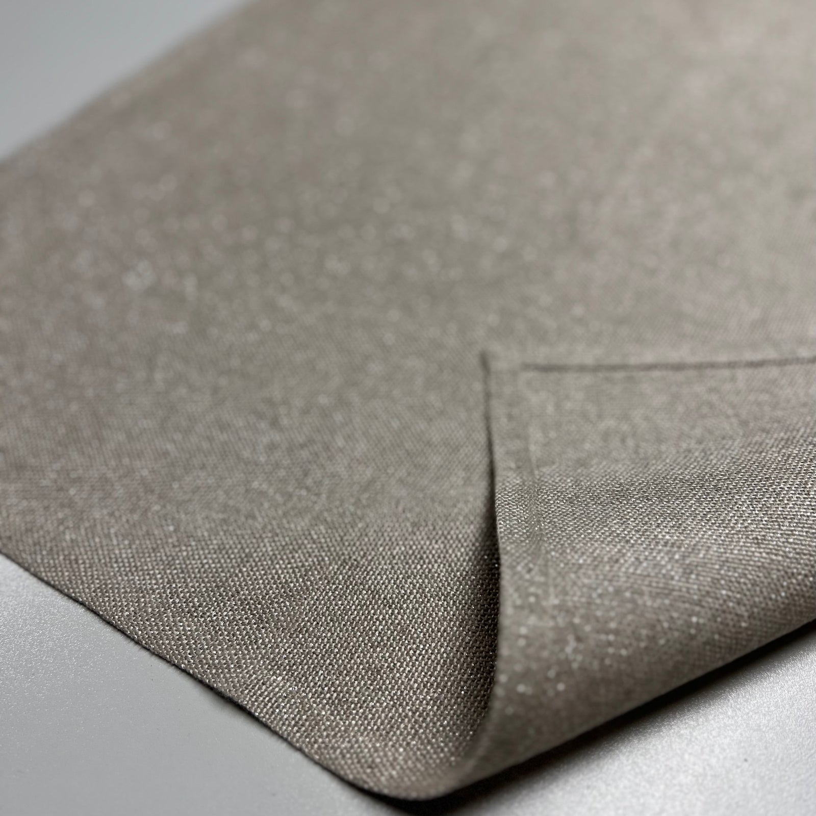 Linen napkin in natural with shimmer 50x50 cm