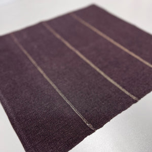 Linen placemat Ieva with gold 35x40 cm in Burgundy