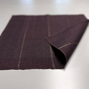 Linen placemat Ieva with gold 35x40 cm in Burgundy