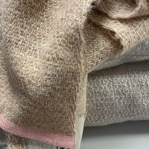 Linen Wool throw Trinis 130x160cm in powder