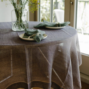 Linen tablecloth in violet 180x180 cm