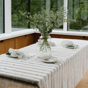 Tablecloth Lora 160x160/ 180x305 cm