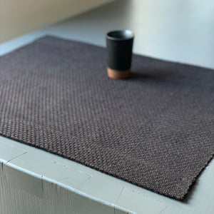 Linen placemat in dark brown 50x40 cm