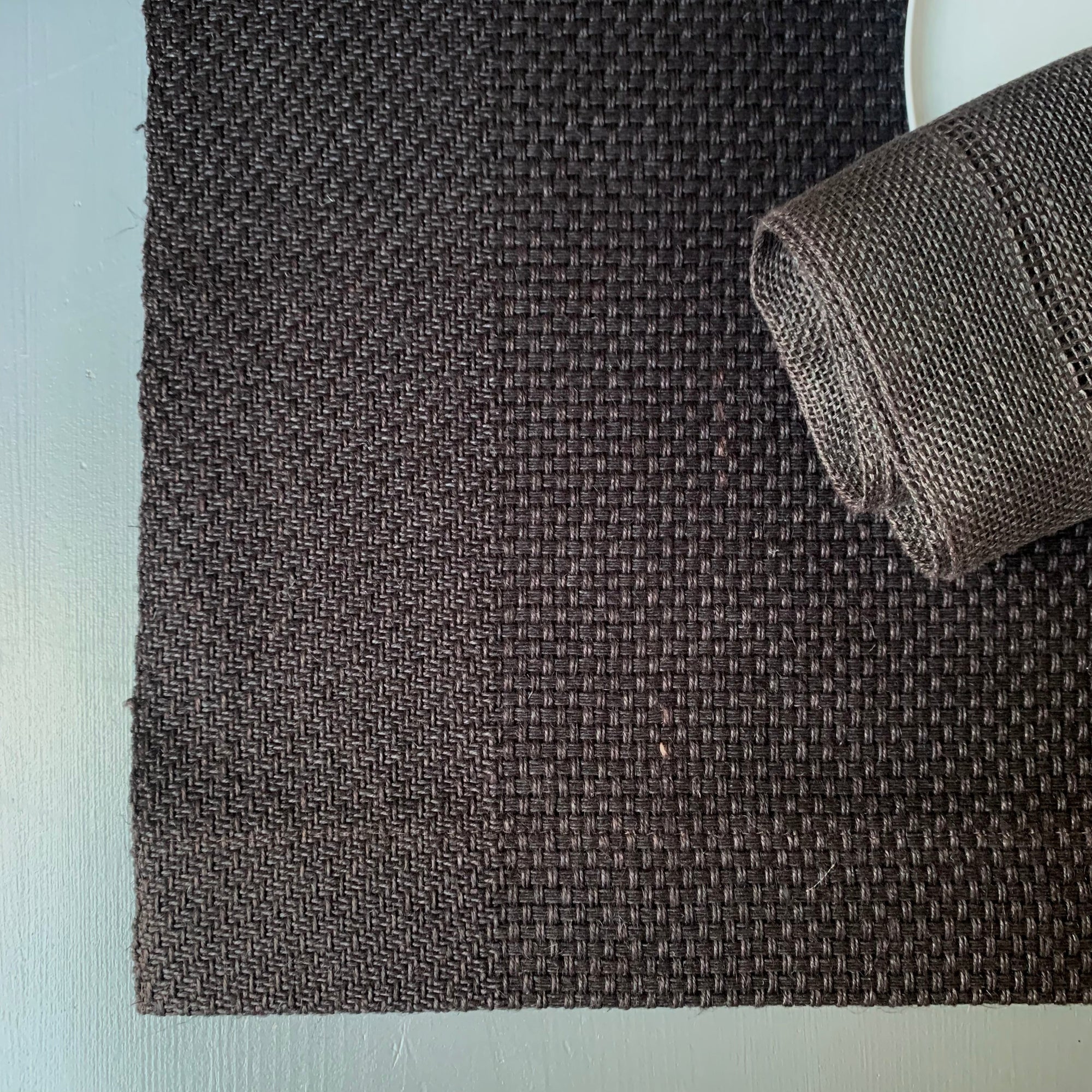 Linen placemat in dark brown 50x40 cm