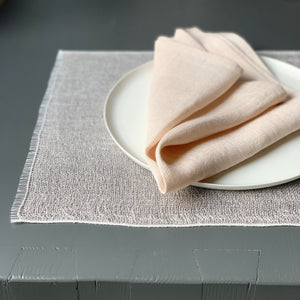 Linen napkin in powder pink 50x50cm